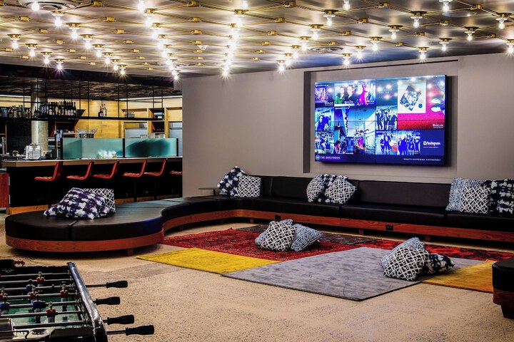 MOXY Phoenix Tempe / ASU Area