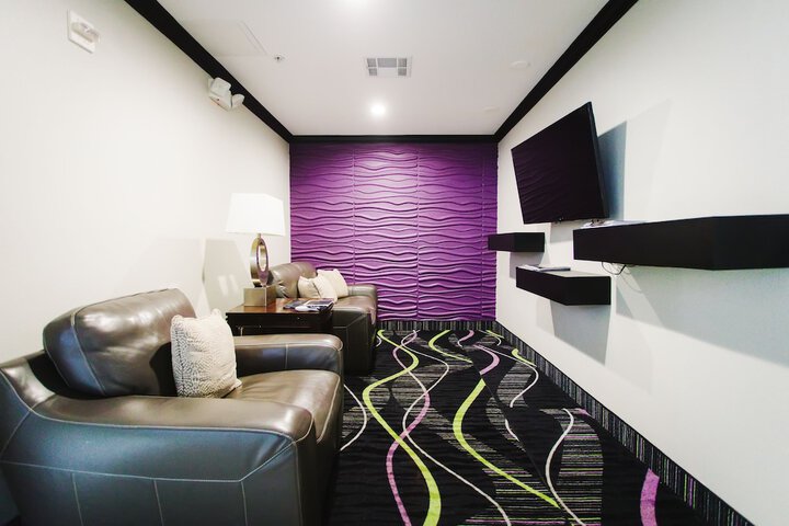 Hotel Interior 6 of 32