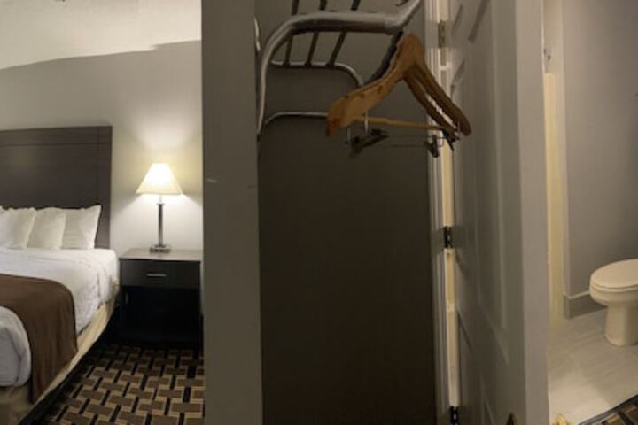 Room 15 of 51