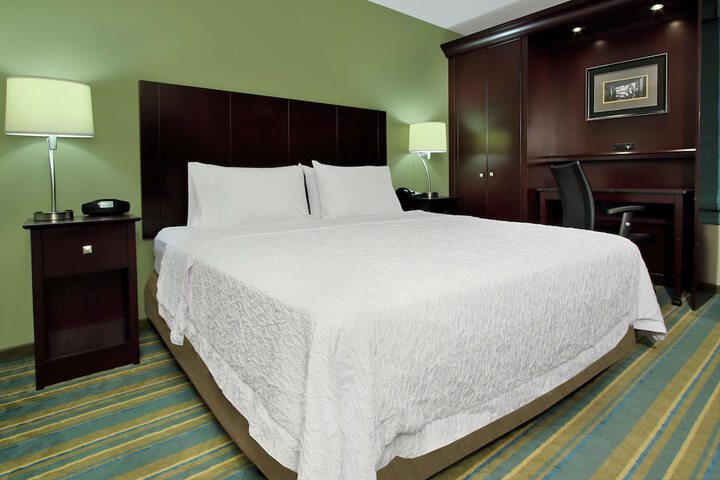 Room 19 of 40