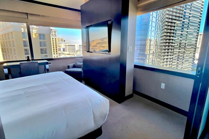Room 74 of 124
