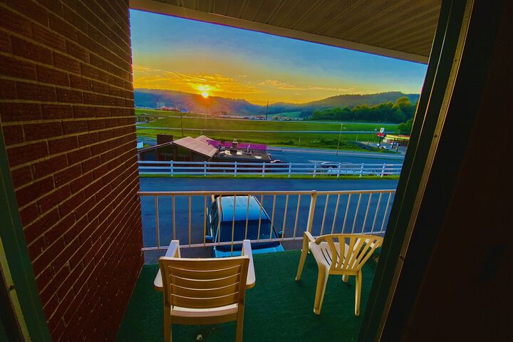 Sutton Lane Motel