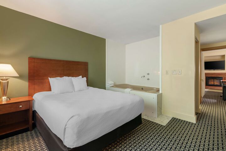 Room 47 of 69