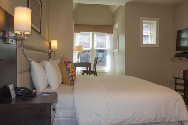 Room 21 of 30