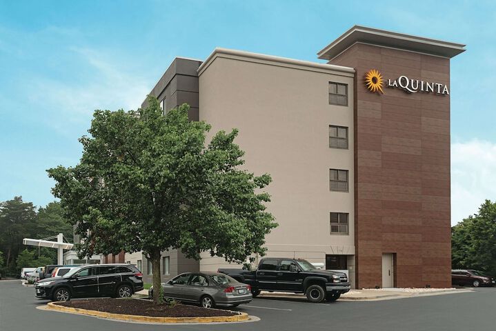 Hotel 3 of 69