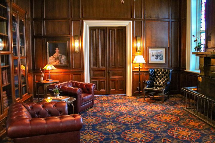 Hotel Interior 7 of 89