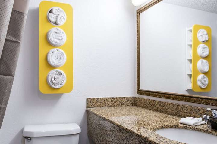 Room 20 of 39