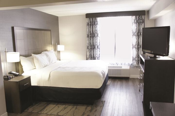 Room 18 of 52