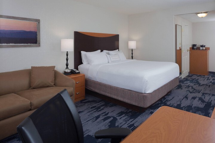 Room 16 of 25