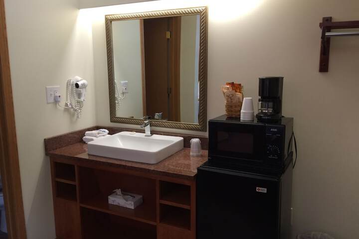 Room 25 of 39