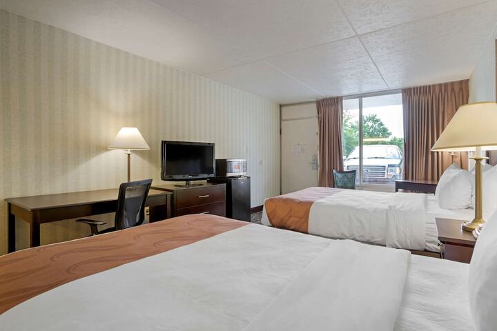 Room 17 of 50