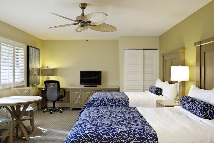 Room 17 of 37