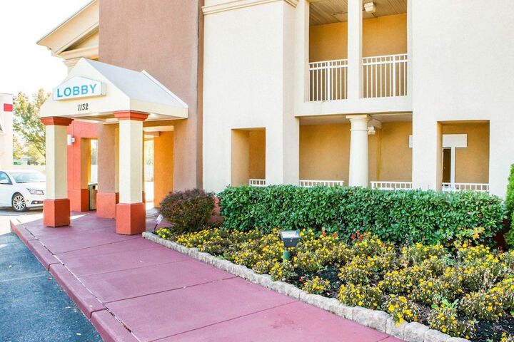 Hotel 4 of 26