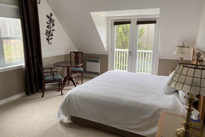 Room 18 of 26