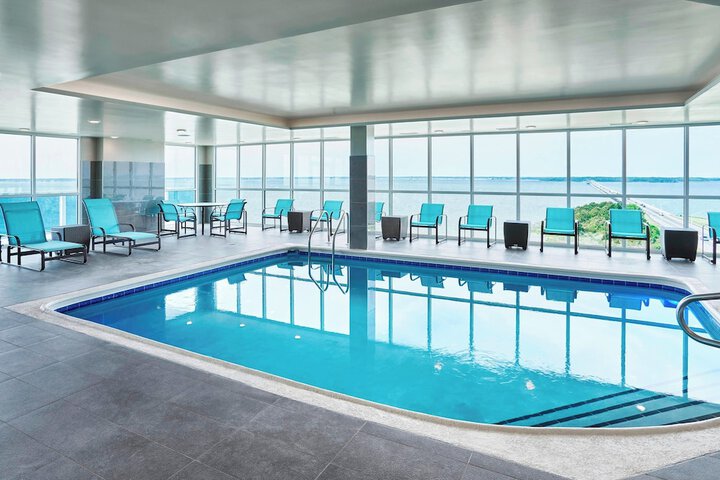 Pool 20 of 64