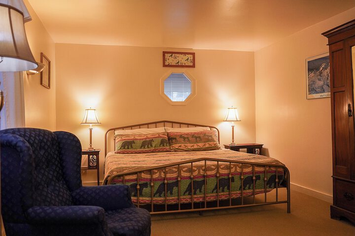 Alexanders Lodge