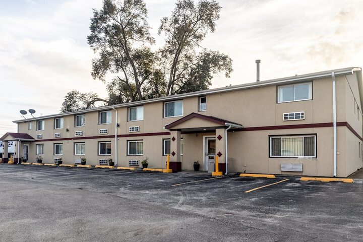 Hotel 6 of 30