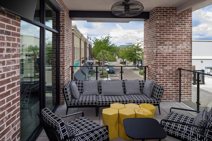 Terrace/Patio 36 of 37