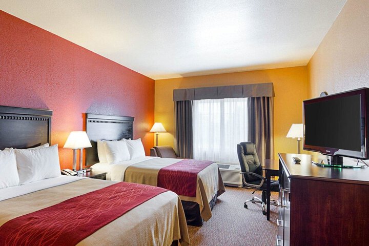 Room 15 of 34