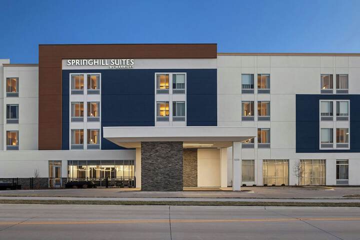 Springhill Suites BY Marriott Bettendorf