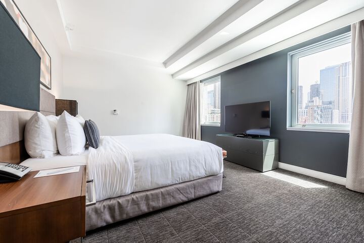 Room 28 of 67