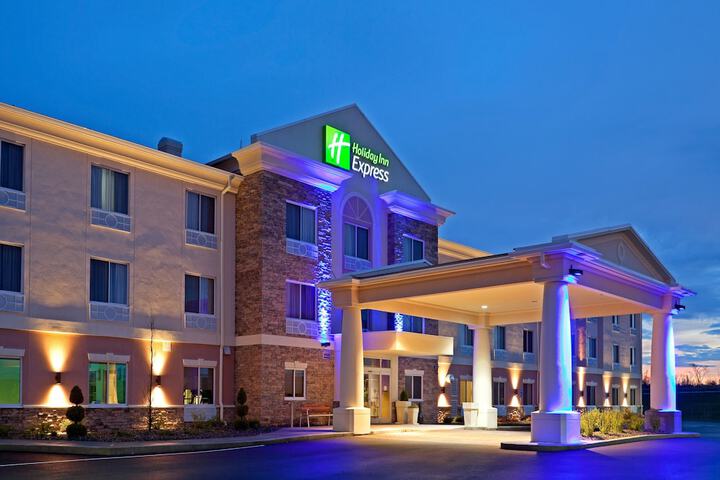 Hotel 4 of 53