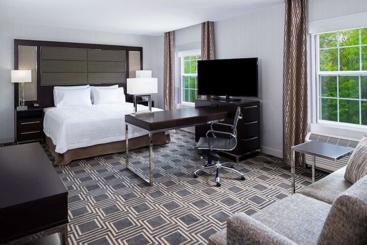 Room 14 of 48