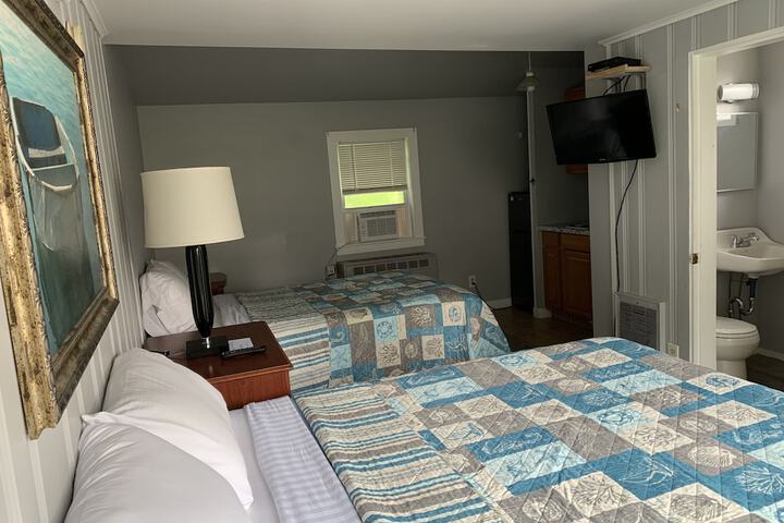 Room 28 of 39