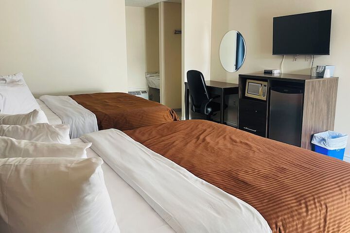 Room 13 of 39