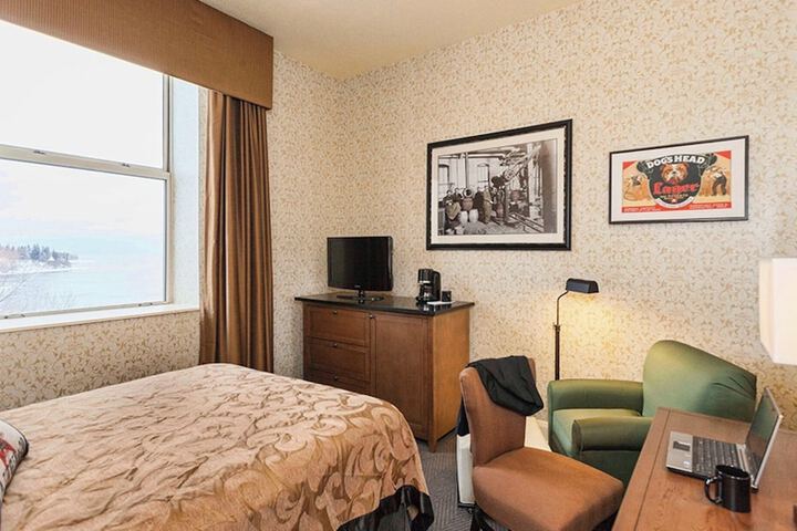 Room 15 of 35