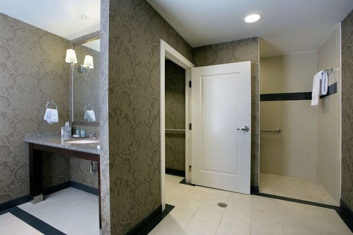 Room 60 of 85