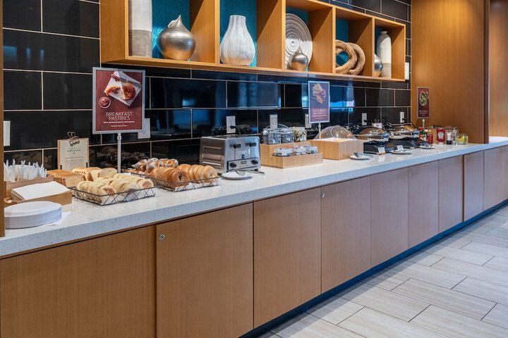 Breakfast/Coffee Service 33 of 41