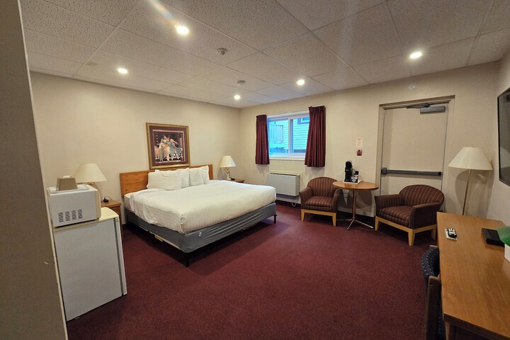 Room 64 of 84