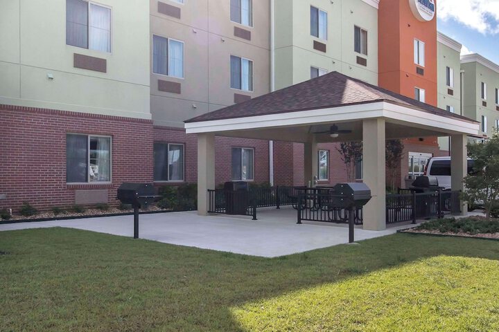 Hotel 4 of 28