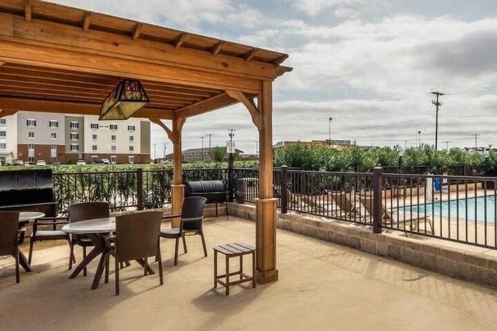 Comfort Suites Cotulla near I-35