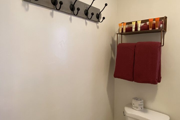 Room 84 of 128