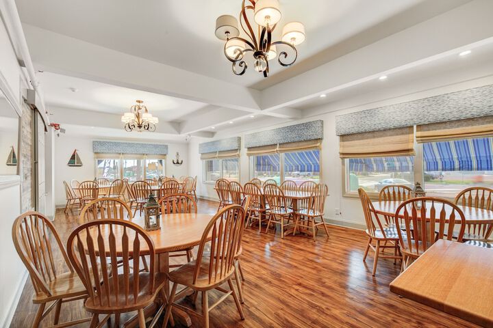Surf City Hotel