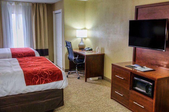 Room 27 of 48