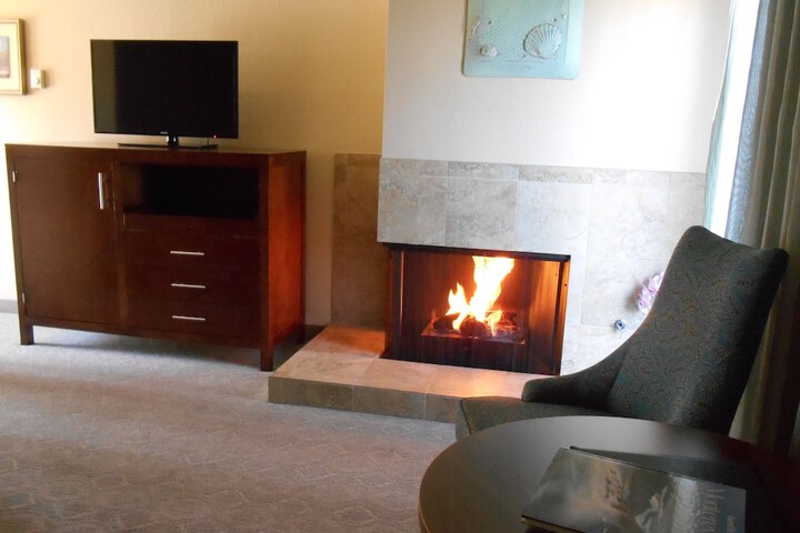 Carmel Bay View Inn