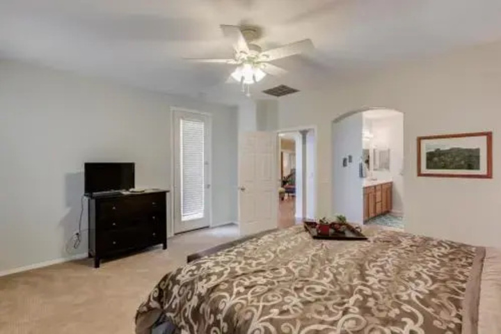 Wallner - 3 Br home by RedAwning