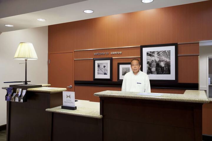 Hampton Inn & Suites Conroe - I-45 North