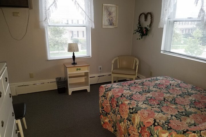 Room 61 of 76