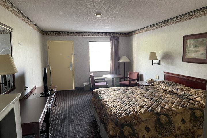 Room 23 of 31