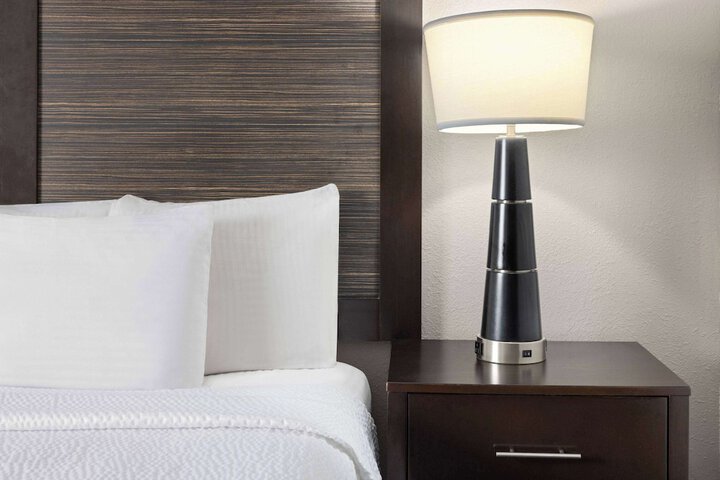 La Quinta Inn by Wyndham Buffalo Airport
