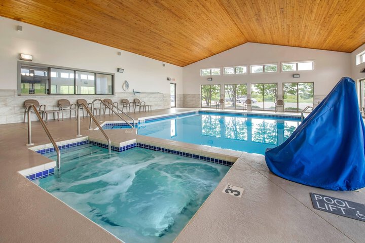 Comfort Inn & Suites New Lisbon