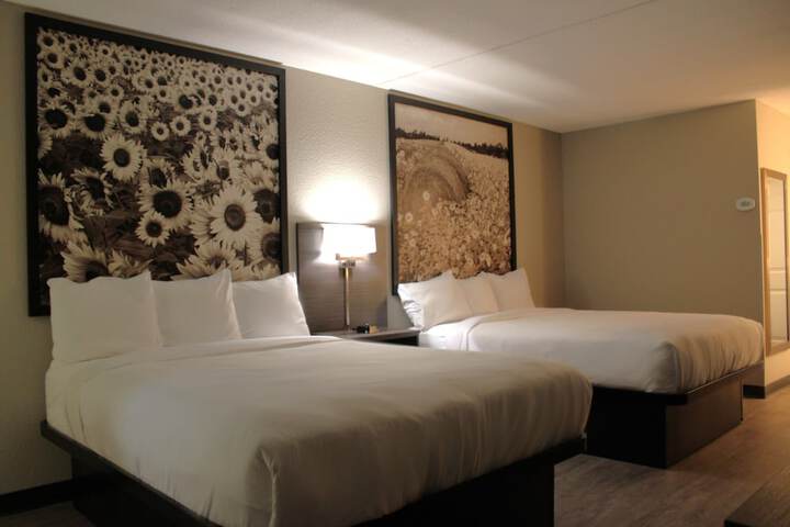 Boarders Inn & Suites by Cobblestone Hotels - Lamar