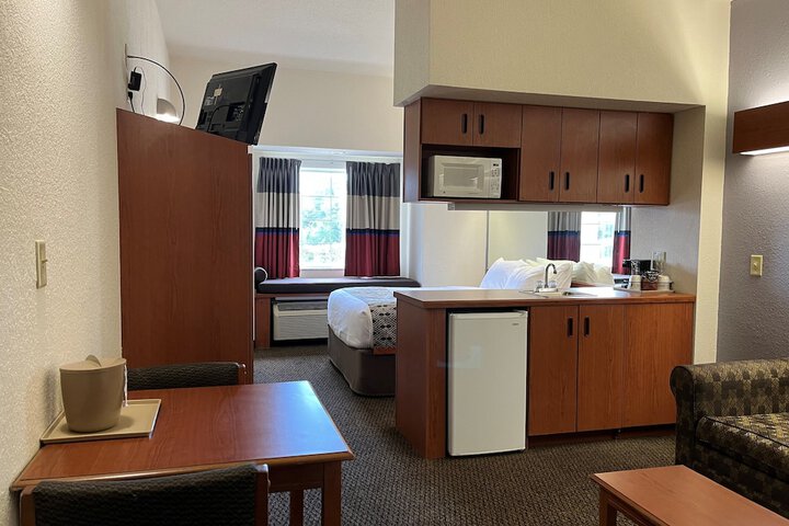 Room 38 of 53