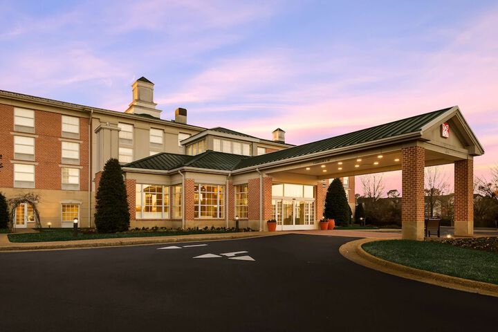 Hotel 7 of 54