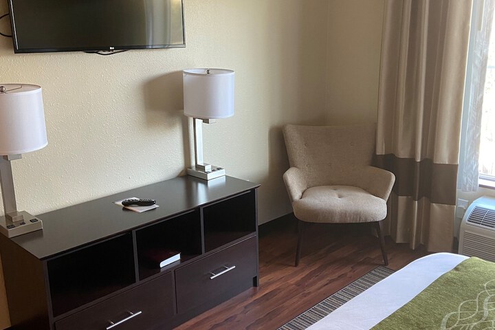Room 14 of 53