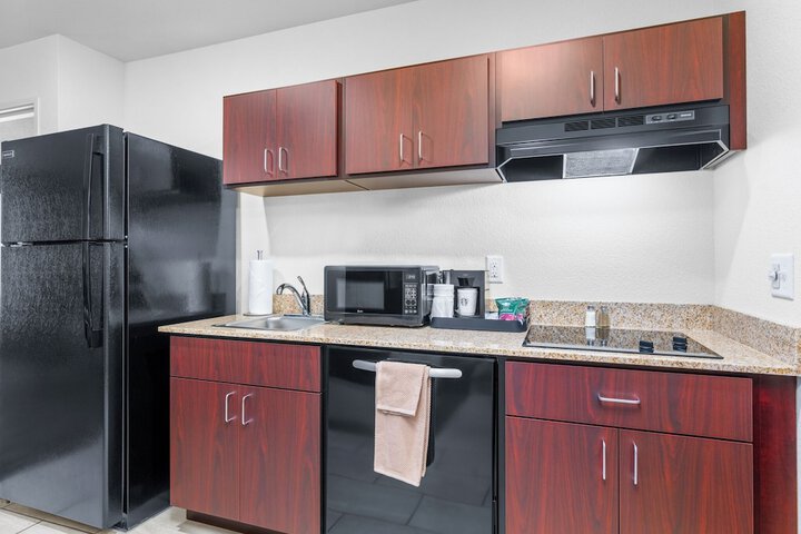 Cobblestone Hotel & Suites - Lynden